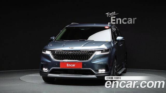 Kia Carnival 2021 thumb 4