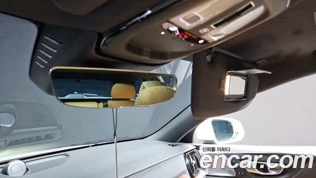 Volvo V60 2023 thumb 11