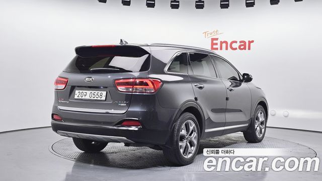 Kia Sorento 2016 thumb 3