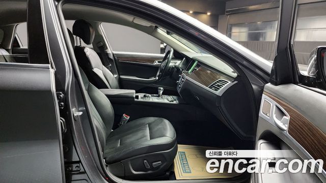 Genesis G80 2018 thumb 10