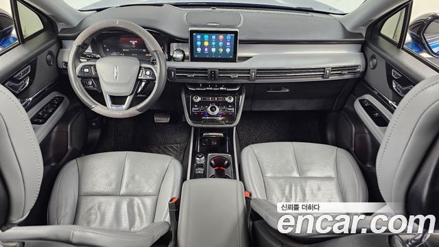 Lincoln Corsair 2020 thumb 8