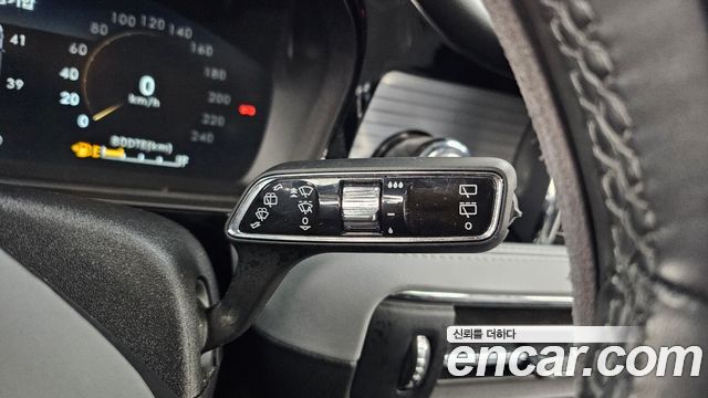 Lincoln Corsair 2020 thumb 12