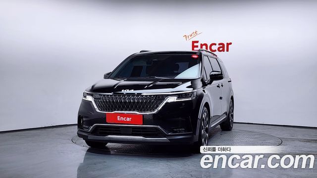 Kia Carnival 2023 thumb 4