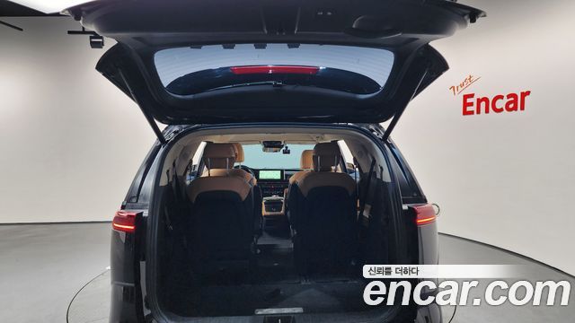 Kia Carnival 2023 thumb 11