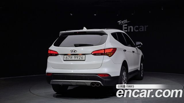 Hyundai Santa Fe 2015 thumb 4