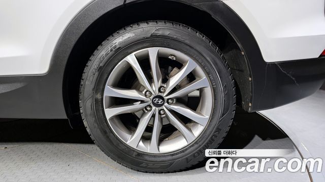 Hyundai Santa Fe 2015 thumb 5