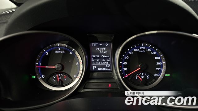Hyundai Santa Fe 2015 thumb 8