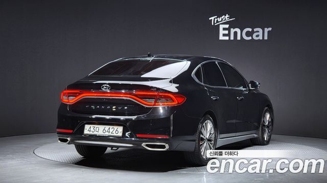 Hyundai Grandeur 2017 thumb 3
