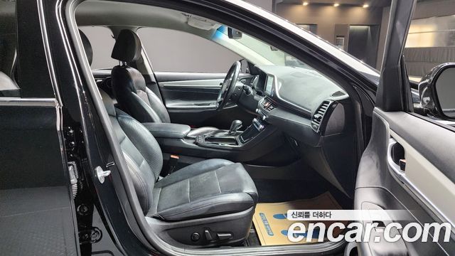 Hyundai Grandeur 2017 thumb 10