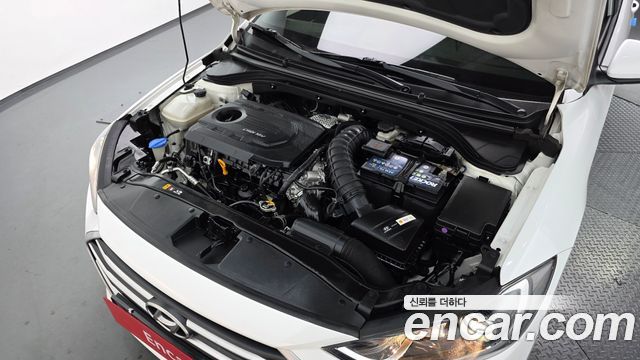 Hyundai Avante 2015 thumb 7