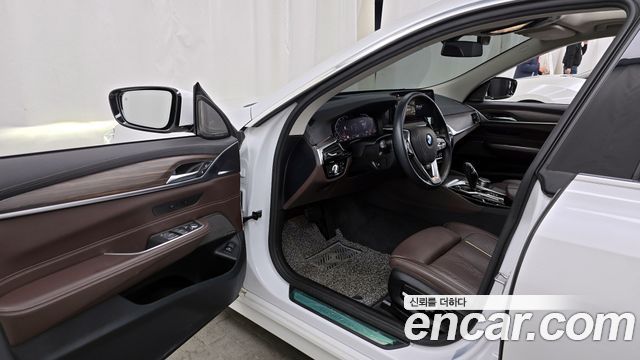 BMW 3 серии GT 2021 thumb 11