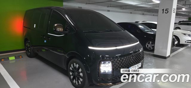 Hyundai Staria 2025 thumb 5