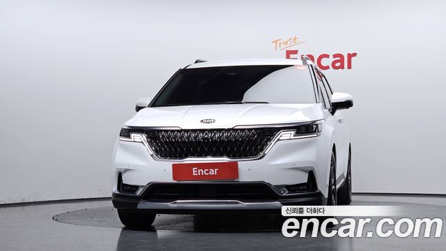 Kia Carnival 2021 thumb 4