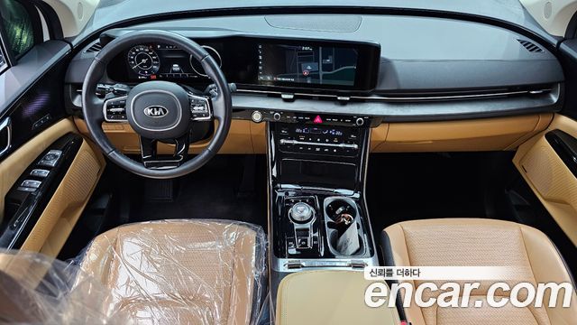 Kia Carnival 2021 thumb 8
