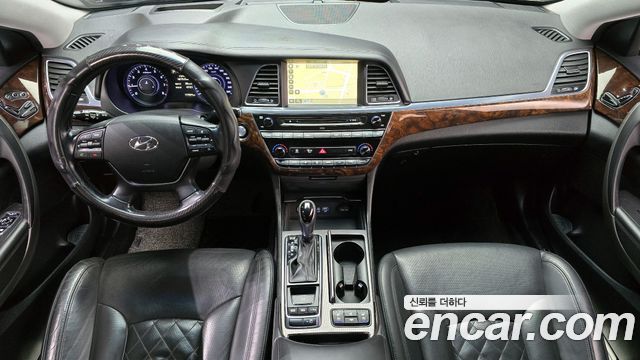 Hyundai Aslan 2017 thumb 8