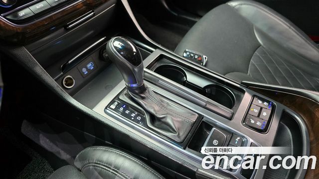 Hyundai Aslan 2017 thumb 10