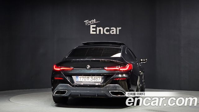 BMW 8 серии 2019 thumb 4