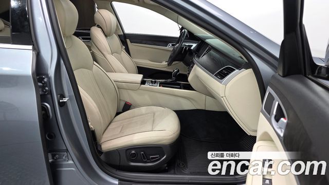 Hyundai Genesis 2015 thumb 11