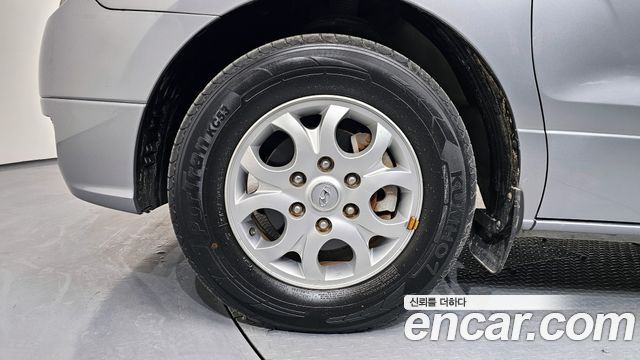 Hyundai Starex 2013 thumb 5