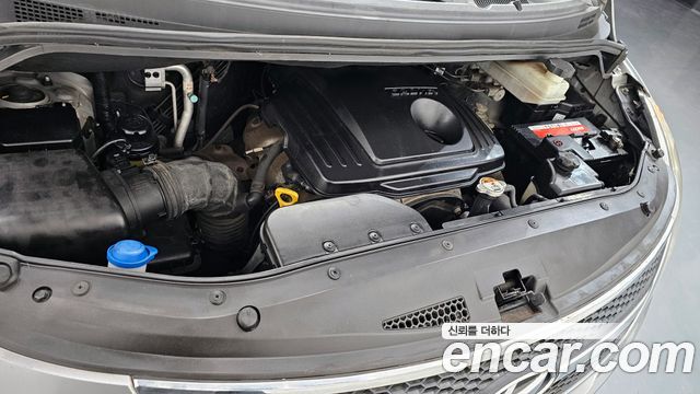Hyundai Starex 2013 thumb 6