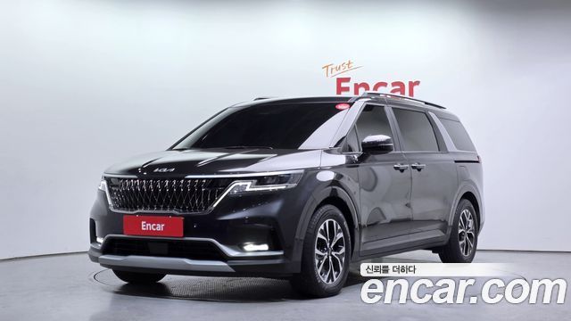 Kia Carnival 2023 thumb 2