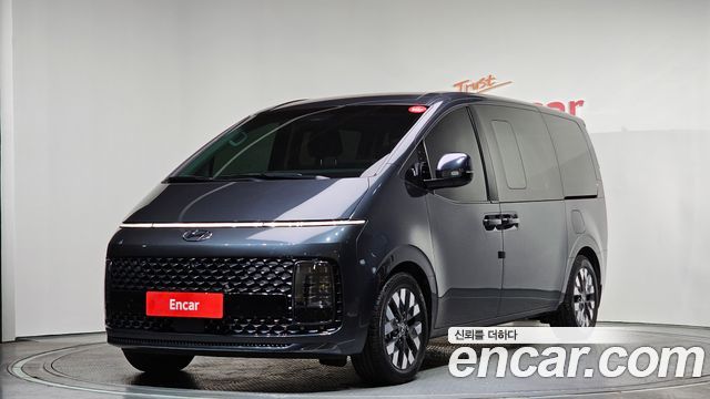 Hyundai Staria 2023 thumb 2