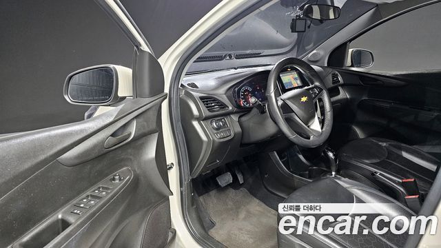 Chevrolet Spark 2017 thumb 11