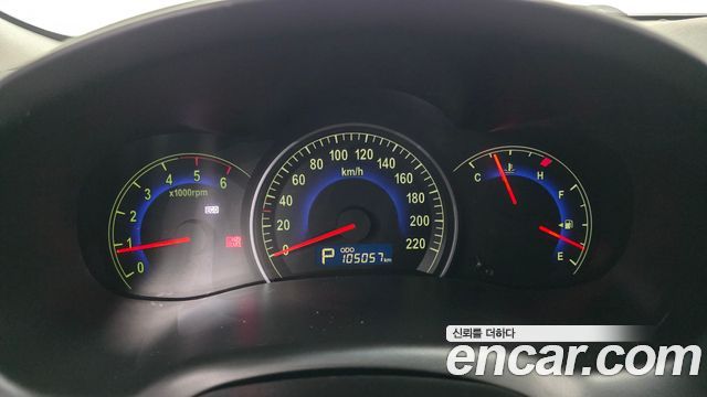 Kia Carnival 2010 thumb 9
