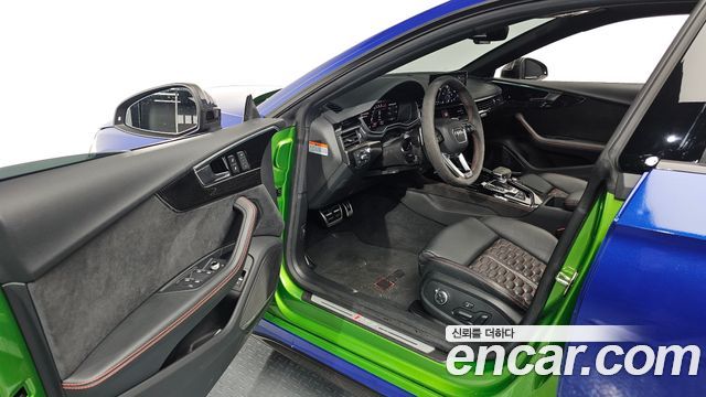 Audi RS 5 2023 thumb 10