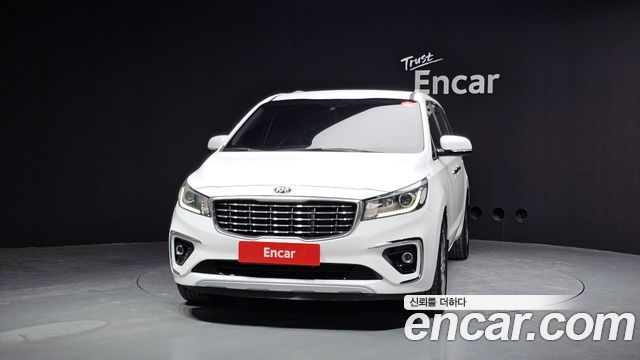 Kia Carnival 2020 thumb 4