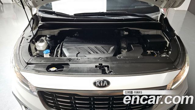 Kia Carnival 2020 thumb 7