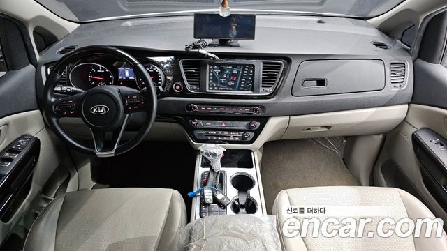 Kia Carnival 2020 thumb 8