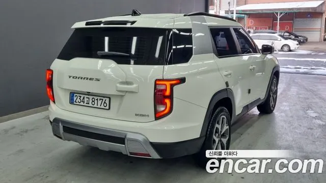SsangYong Torres 2024 thumb 3