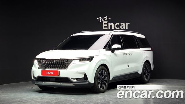 Kia Carnival 2023 thumb 2