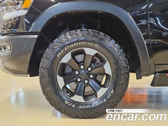 Dodge Ram Pick Up 2019 thumb 6