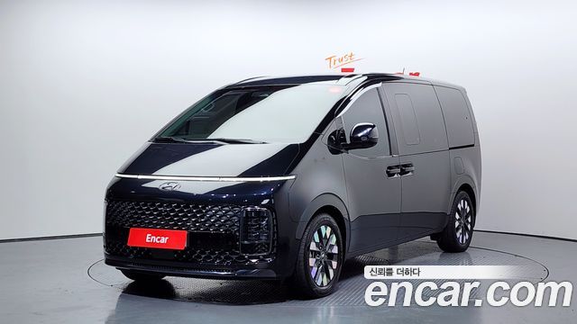 Hyundai Staria 2021 thumb 2