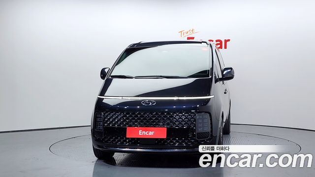 Hyundai Staria 2021 thumb 4