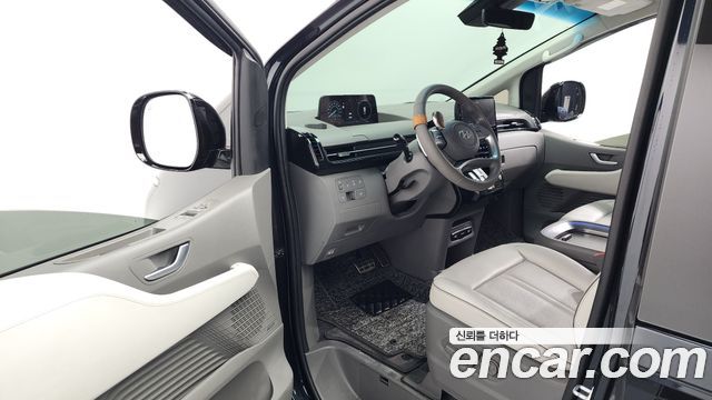 Hyundai Staria 2021 thumb 11