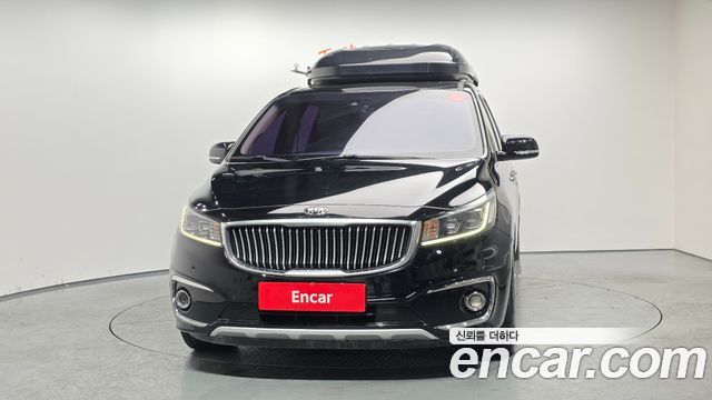 Kia Carnival 2016 thumb 4