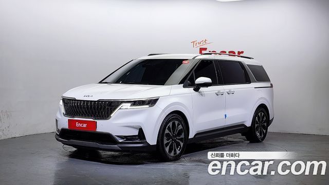 Kia Carnival 2021 thumb 2