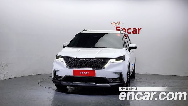 Kia Carnival 2021 thumb 4