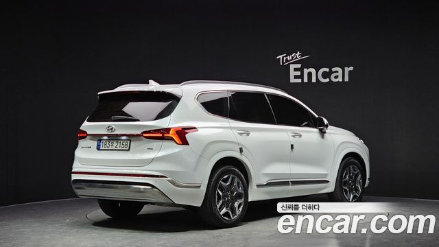 Hyundai Santa Fe 2023 thumb 3