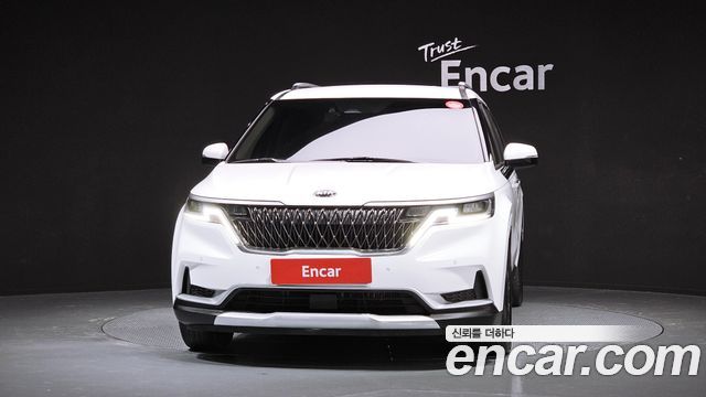 Kia Carnival 2020 thumb 4