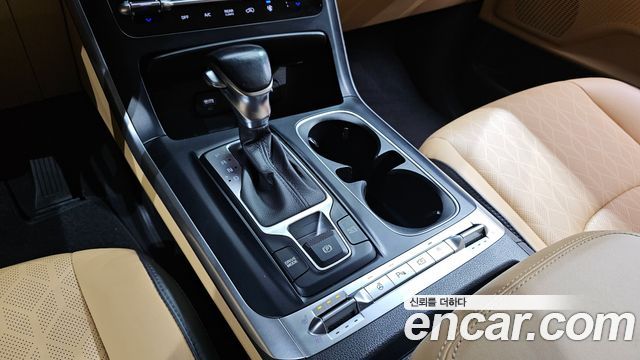 Kia Carnival 2020 thumb 9
