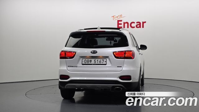 Kia Sorento 2019 thumb 4