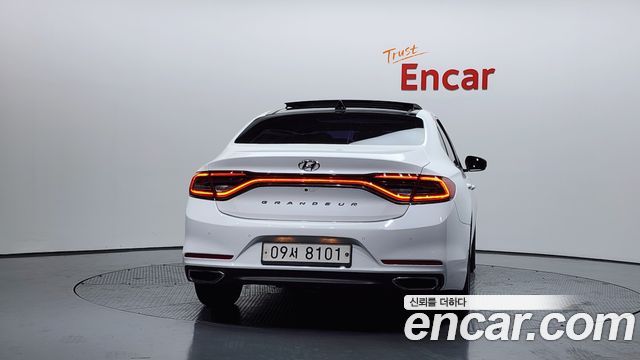 Hyundai Grandeur 2017 thumb 4
