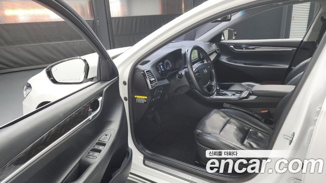Hyundai Grandeur 2017 thumb 10
