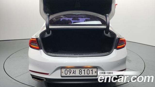 Hyundai Grandeur 2017 thumb 11