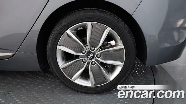 Hyundai IONIQ 6 2016 thumb 6