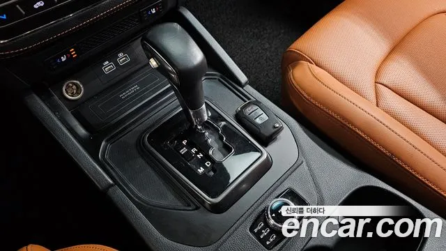 SsangYong Rexton 2023 thumb 10